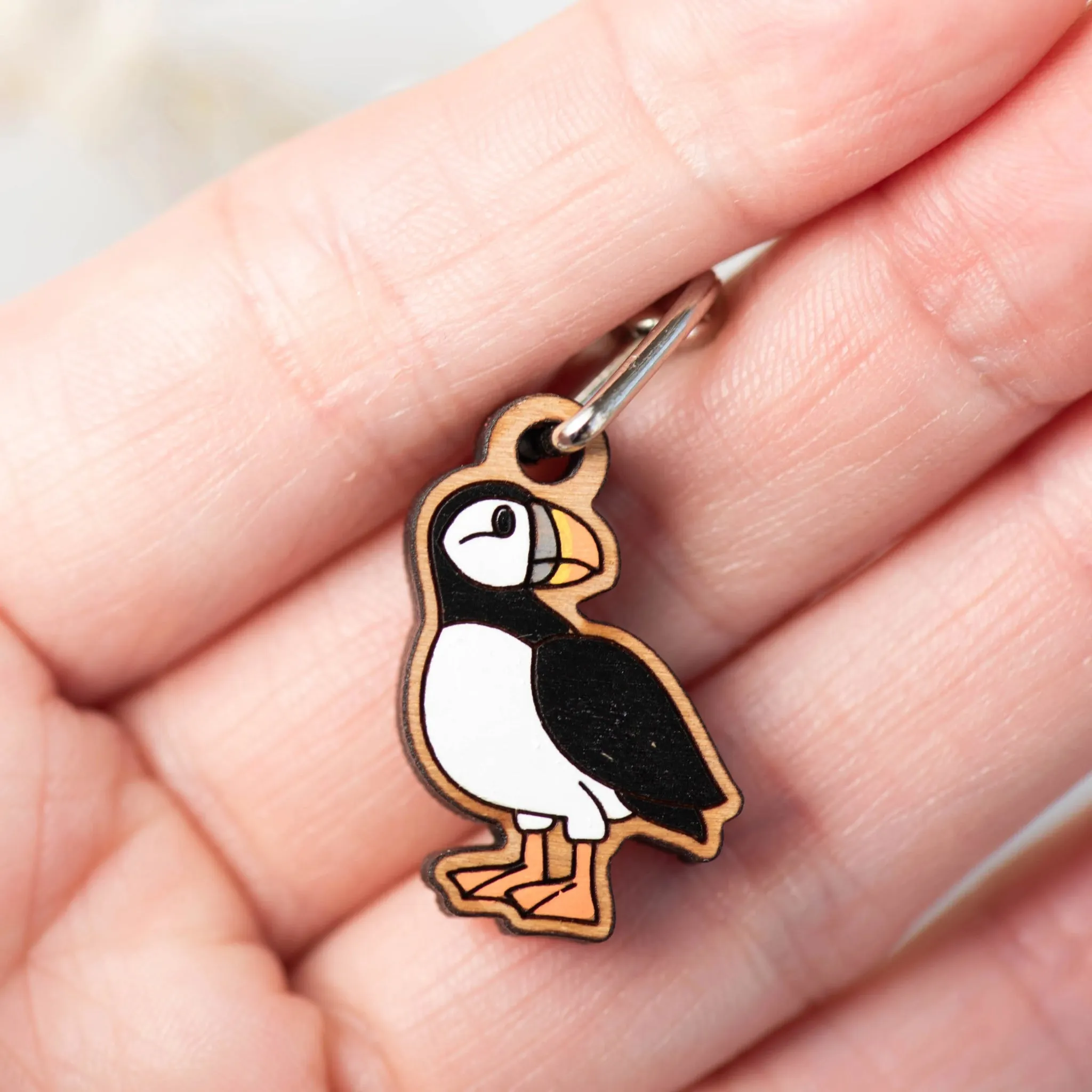 Hand-painted Puffin Bird Wood Keyring - KB22032