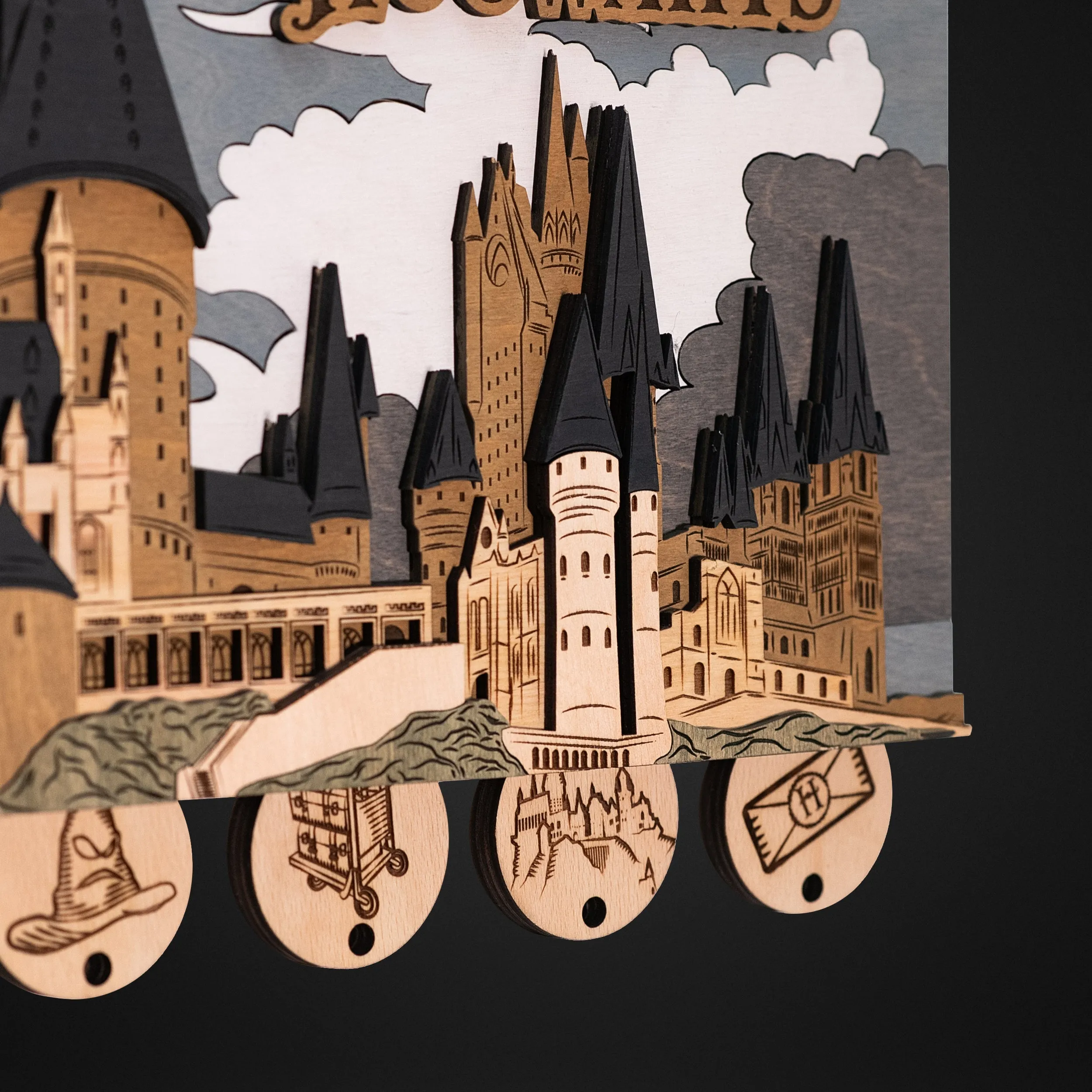 HOGWARTS MAGNETIC KEY HOLDER